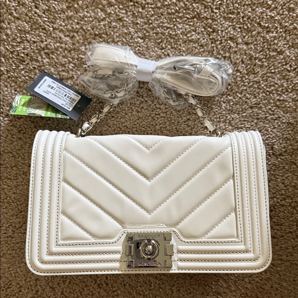 Badgley Mischka Cream Quilted Crossbody Bag